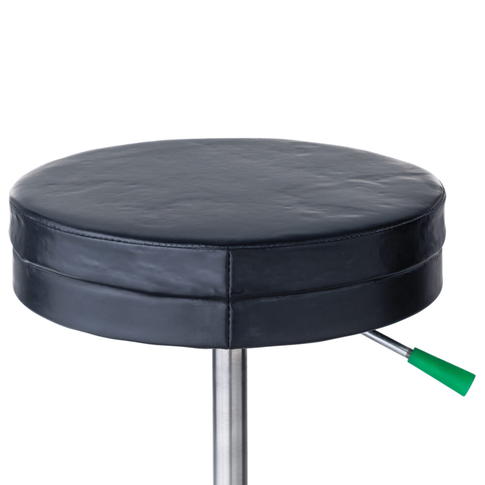 Larger seat option