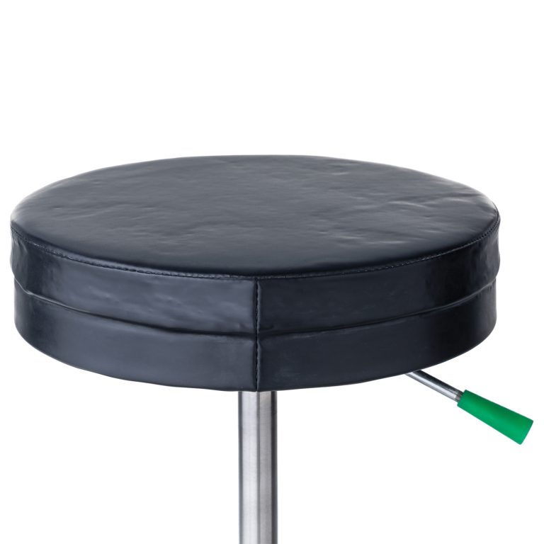 Larger seat option